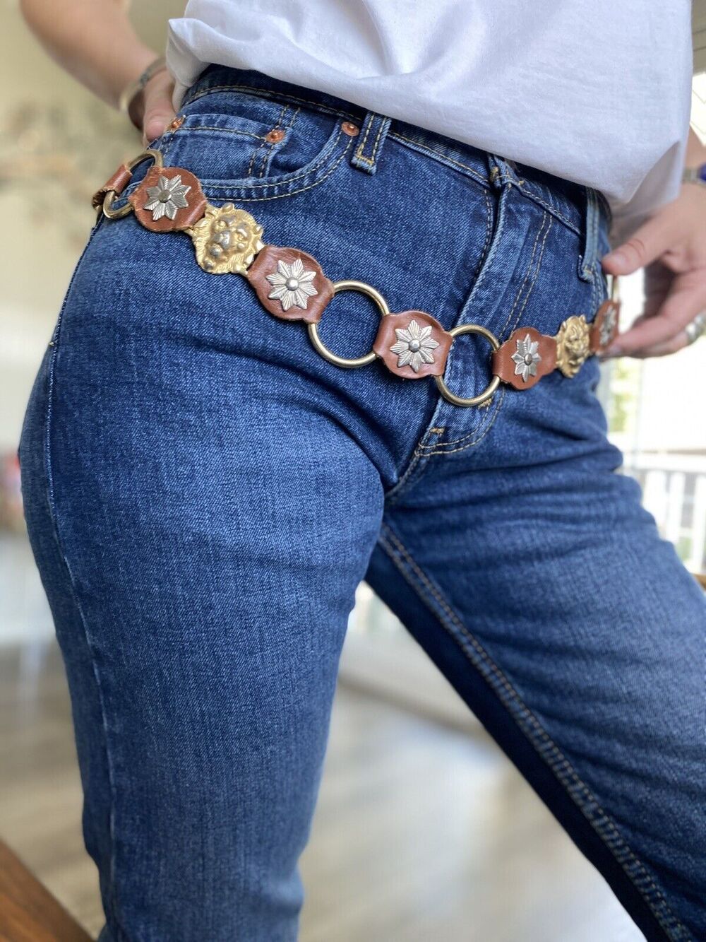 Vintage Chain Belt Gold Metal Lion Head Medallions Oval Links